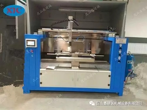 防爆型五軸四盤自動(dòng)噴漆機(jī)